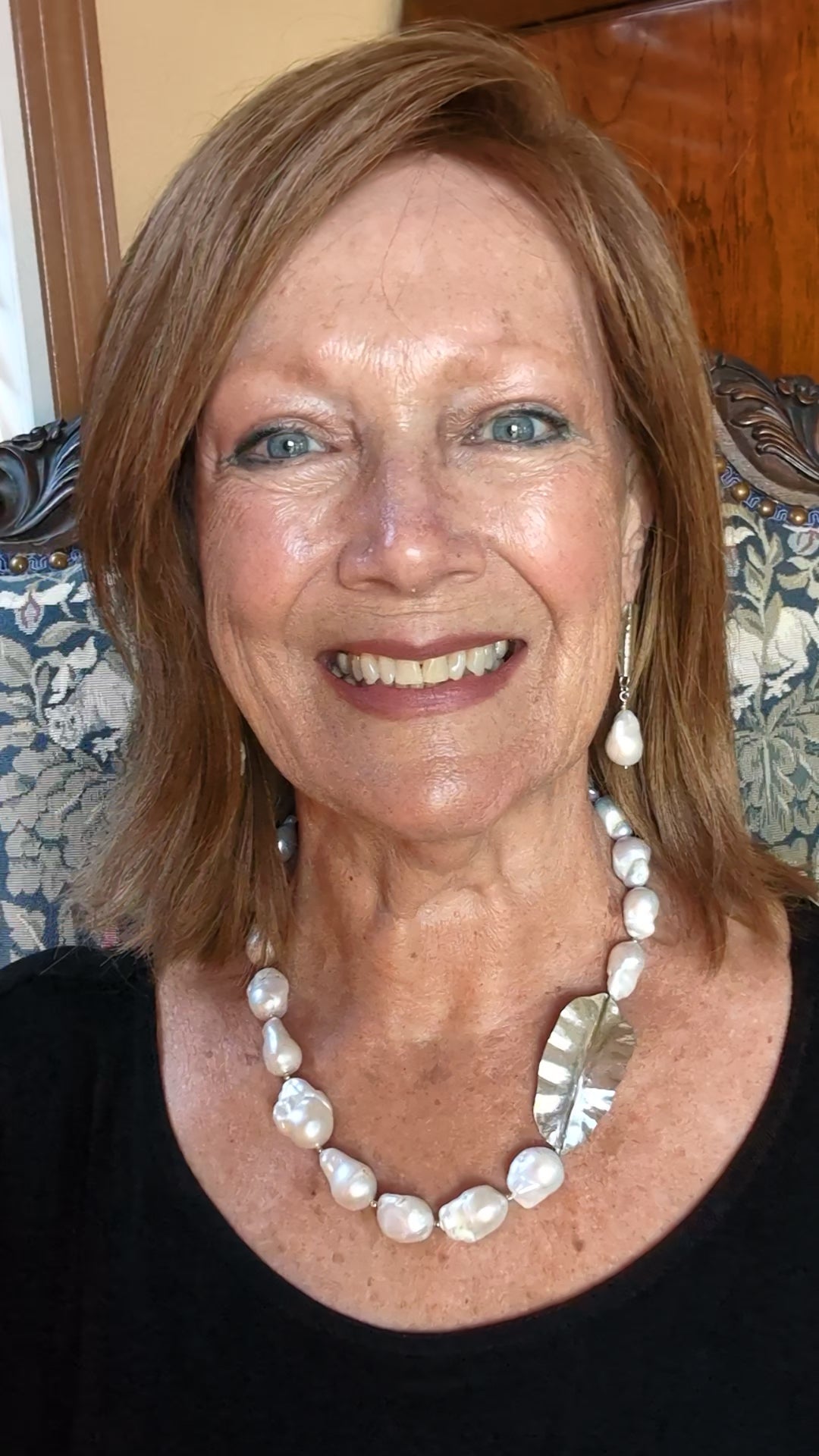 Baroque Glow - Pearl and Silver Necklace