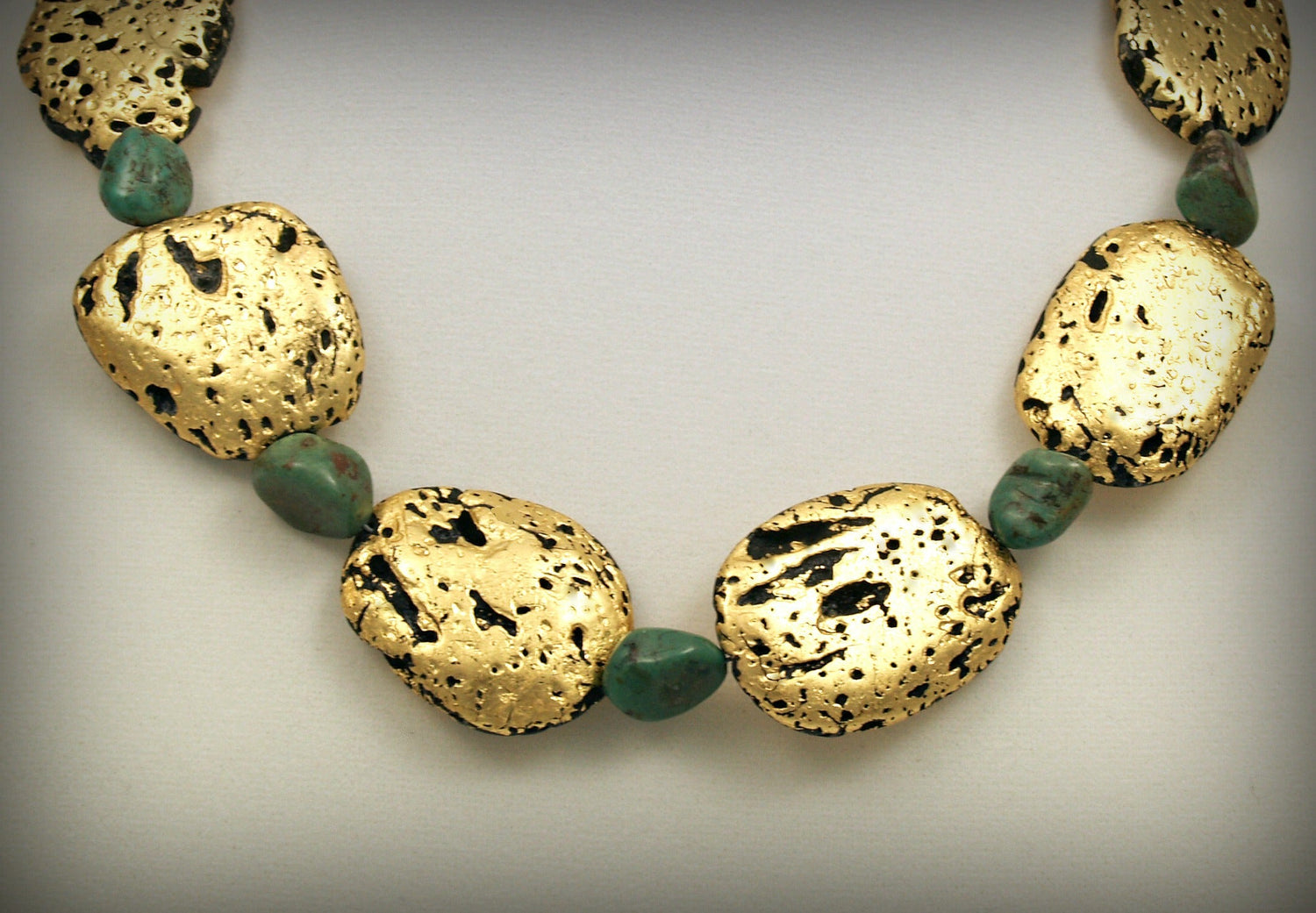 Turquoise Radiance Necklace - Gold and Green Turquoise