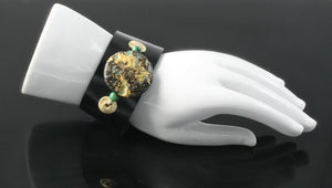 Glow Cuff Emerald - Leather Cuff Bracelet